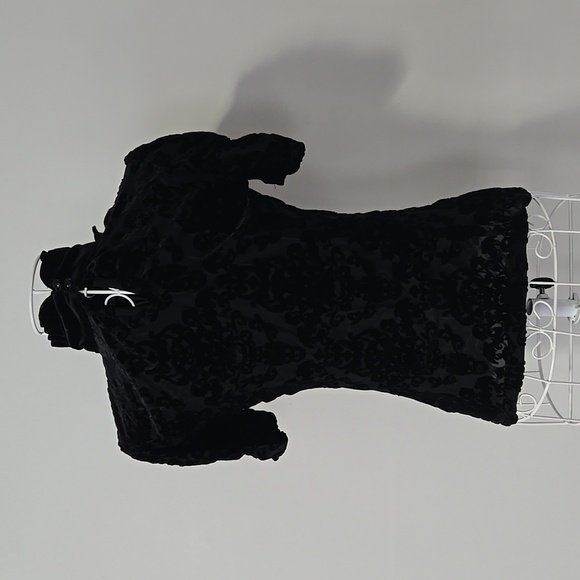 Killstar Black Velvet Ruffle Top - Picture 4 of 6